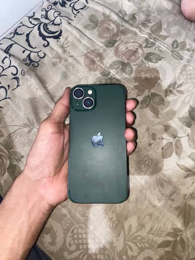 Apple iPhone 13