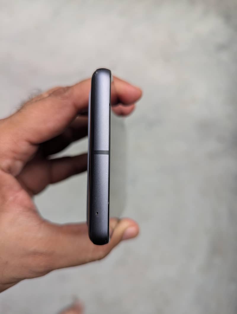 Google Pixel 7 5