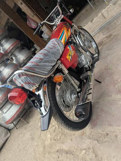 Honda 125, 03142191800