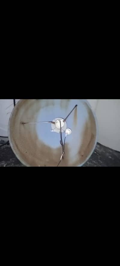 Dish Antena with receiver plus stand