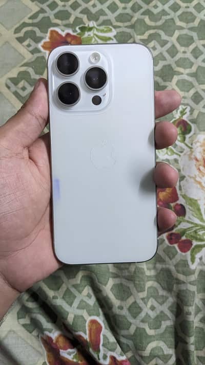Apple iPhone 15 Pro