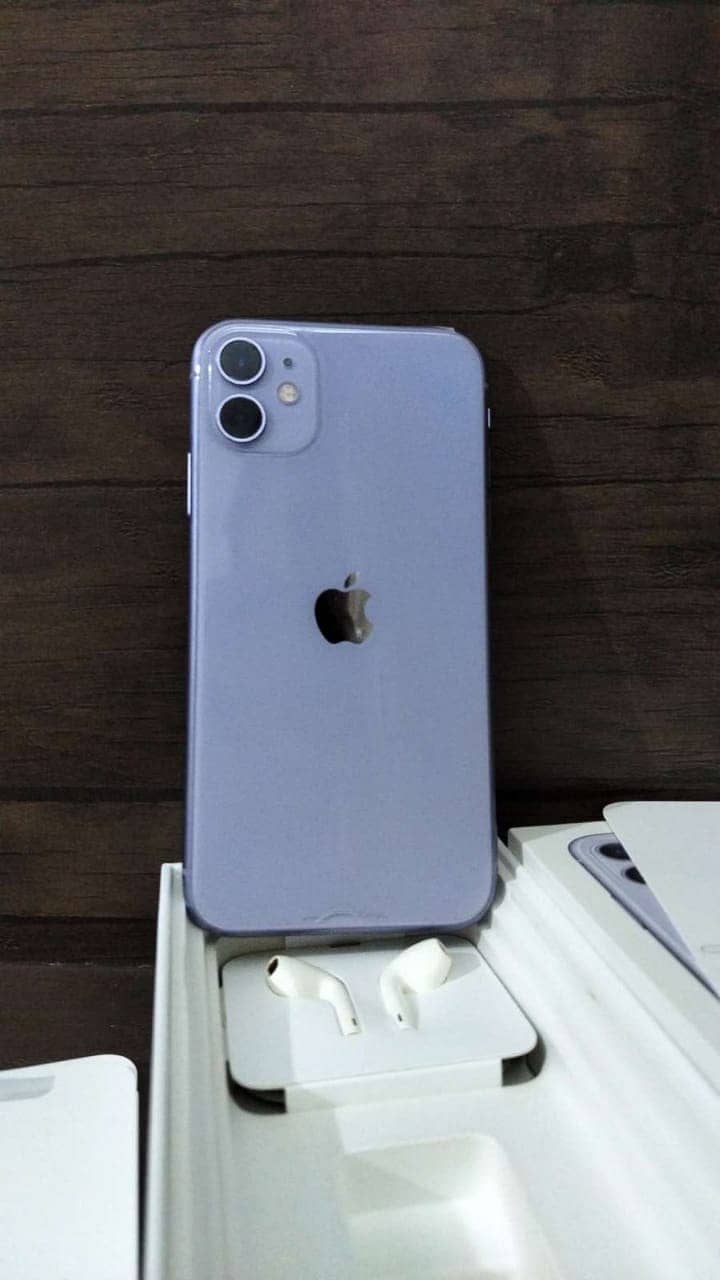 Apple iPhone 11 0