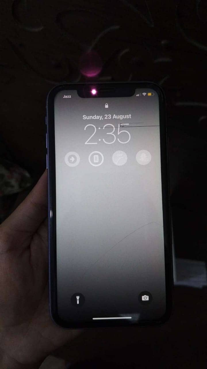 Apple iPhone 11 6