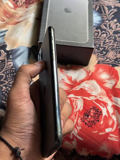Apple iPhone 11 Pro Max