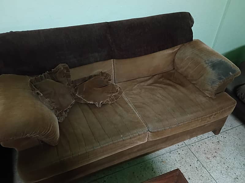 5 seater Sofa Set 0