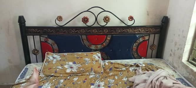 double bed with mattress