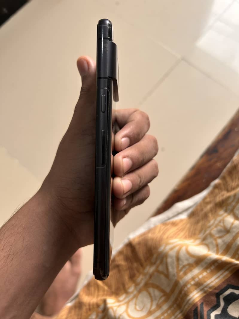 Google Pixel 7 5