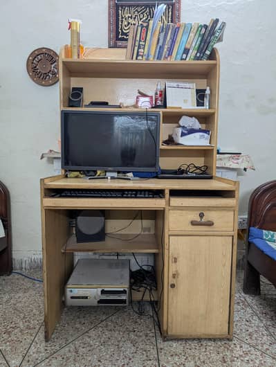computer+table urgent sale