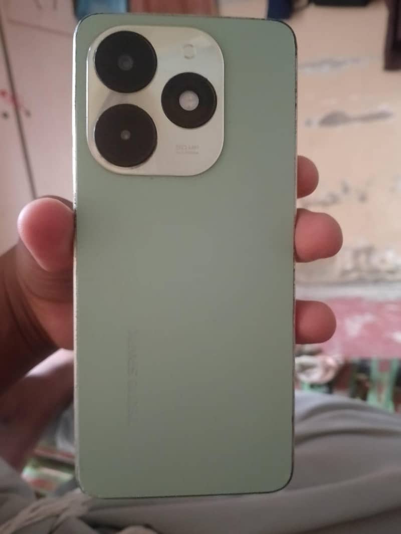Tecno Spark 20C 0