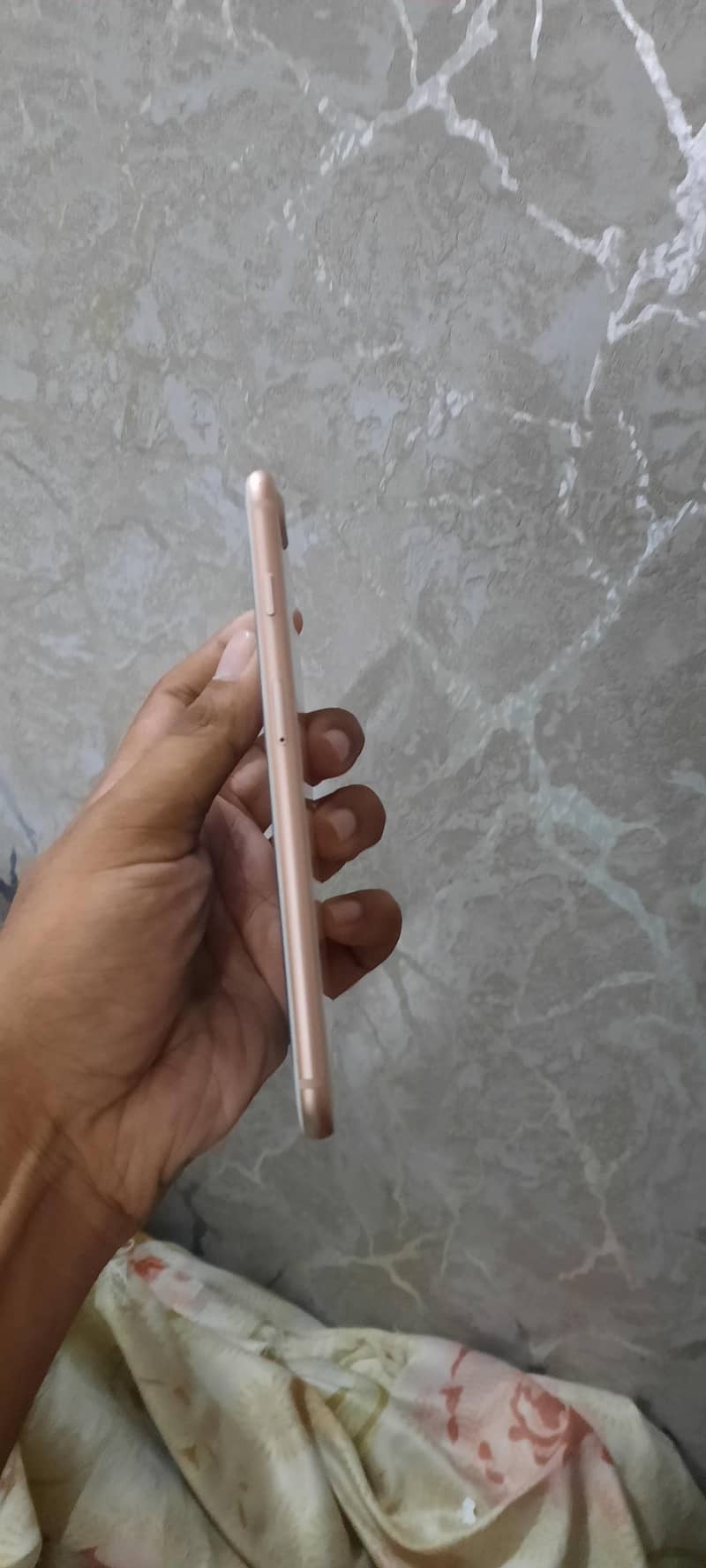 Apple iPhone 8 Plus 2
