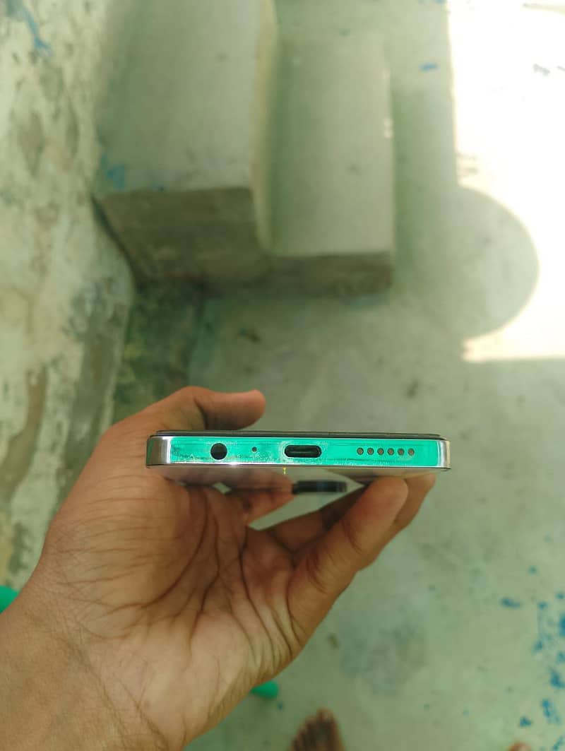 Tecno CAMON 20 2