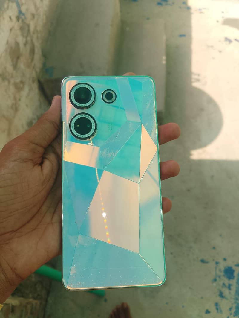 Tecno CAMON 20 4