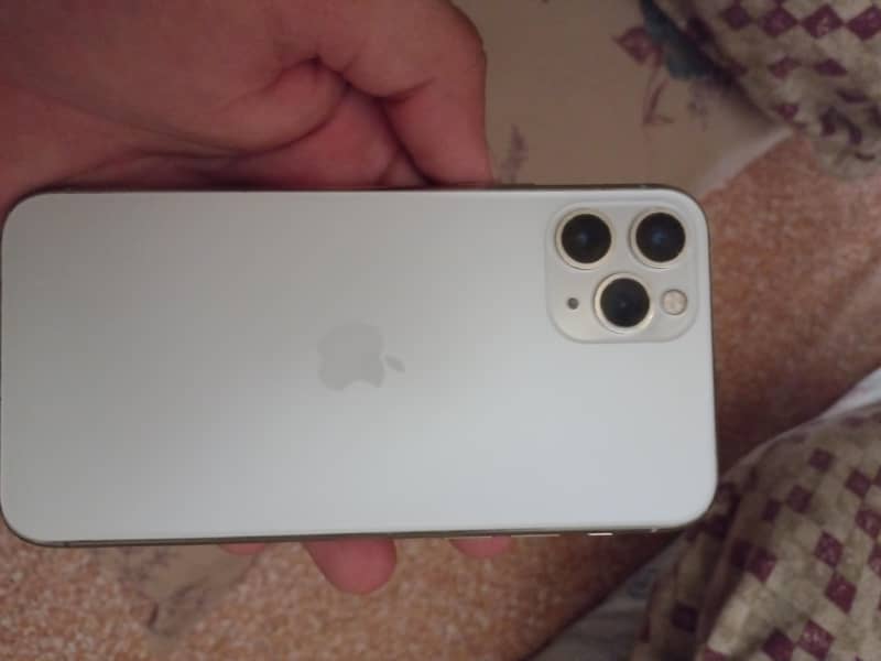 Iphone 11 pro 1