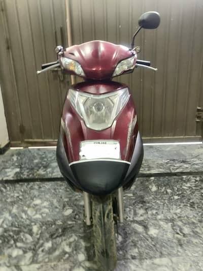 UNITED petrol 100cc Scooty for sale