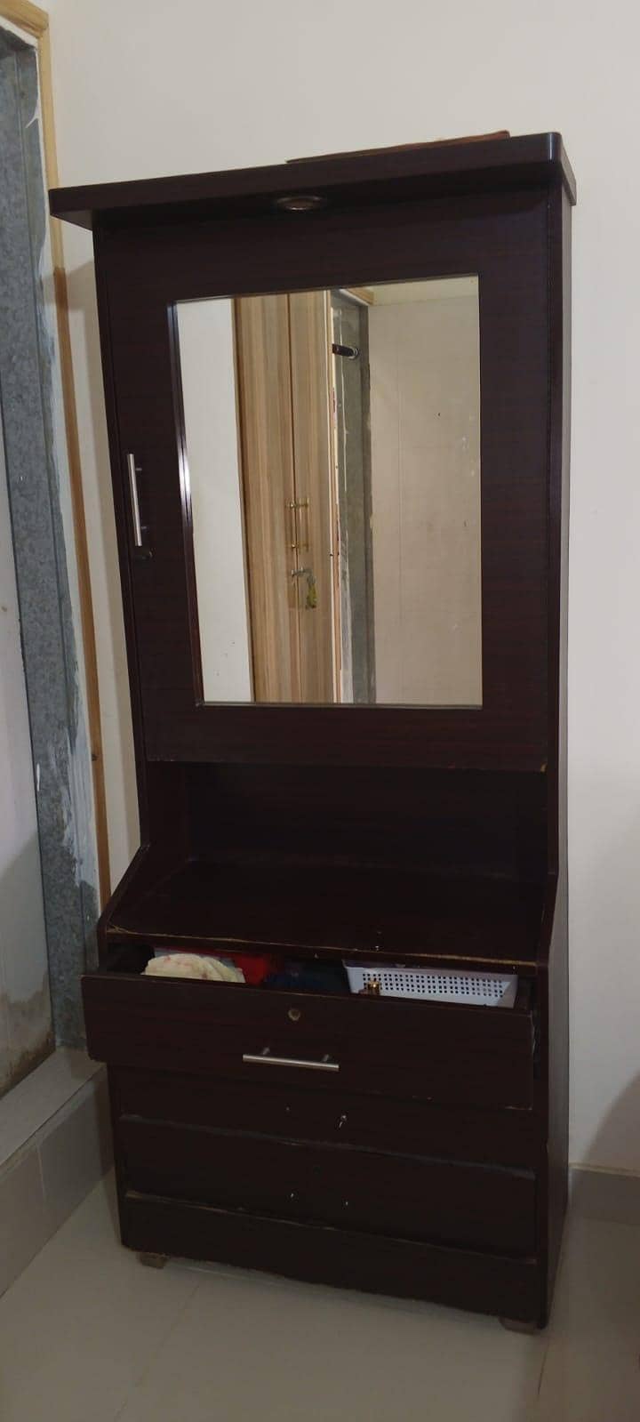 Dressing Table 1