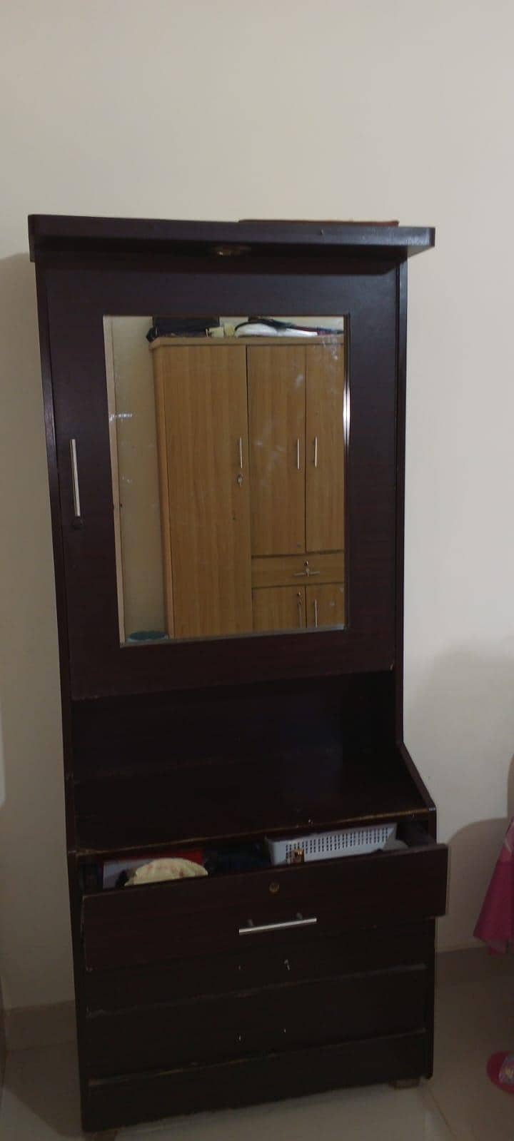 Dressing Table 2
