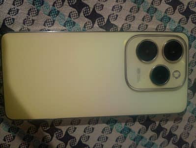 Infinix Hot 40