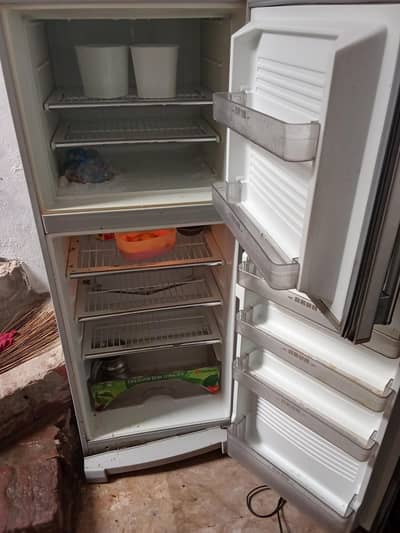 Fridge
