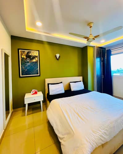 Daily basis, and weekly basis, Two bedrooms fully furnished luxury apartments available for rent Gulberg greens Islamabad