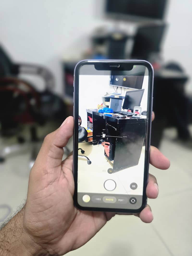 Apple iPhone 11 9
