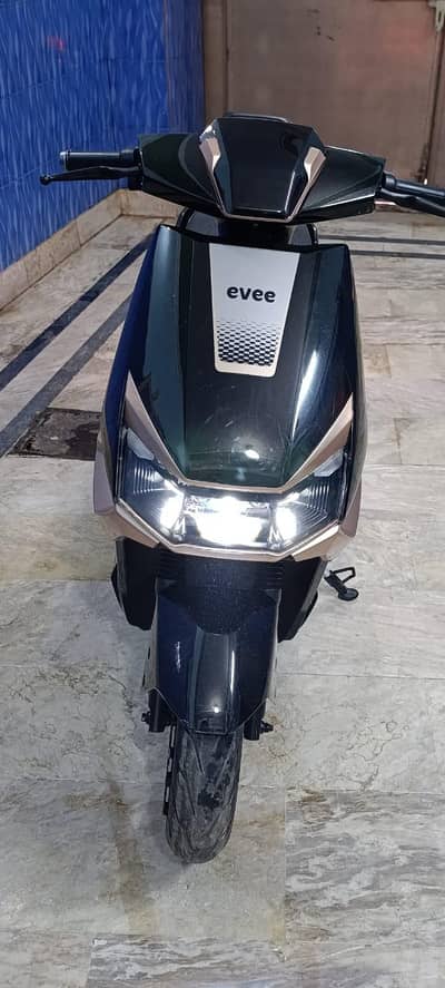 Evee S1 Pro Condition 10by10 Model 2025