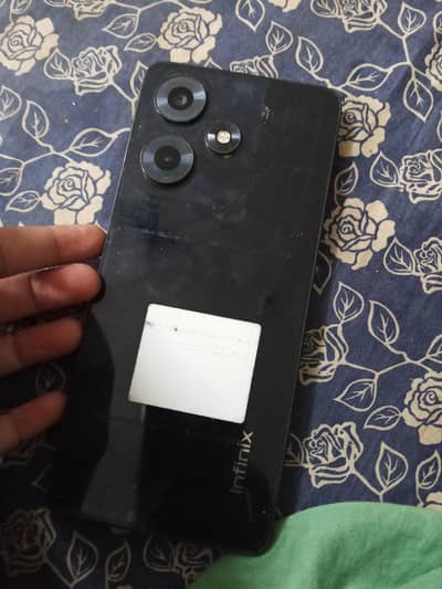 Infinix Hot 30