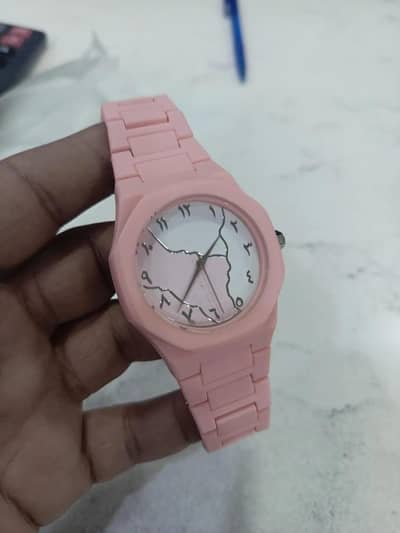 white Aura watch