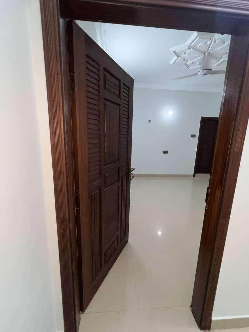 apartment 4