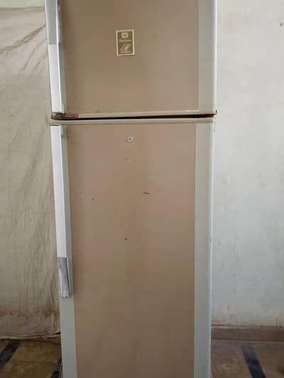 Dawlance fridge for sale