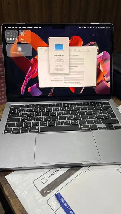 MacBook 2022 8/256 GB