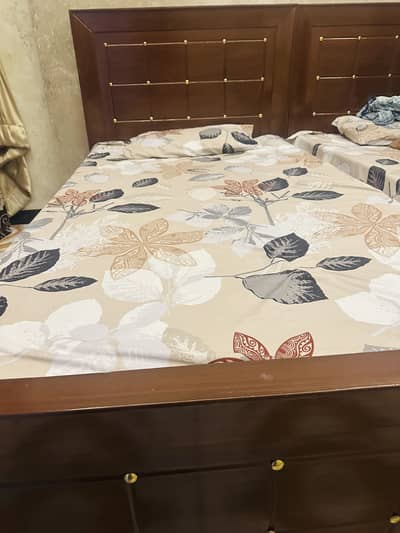 3 single beds
