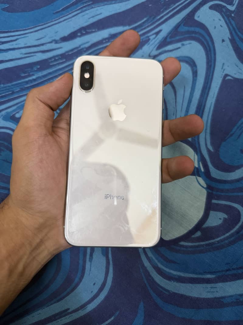 Apple iPhone XS 4
