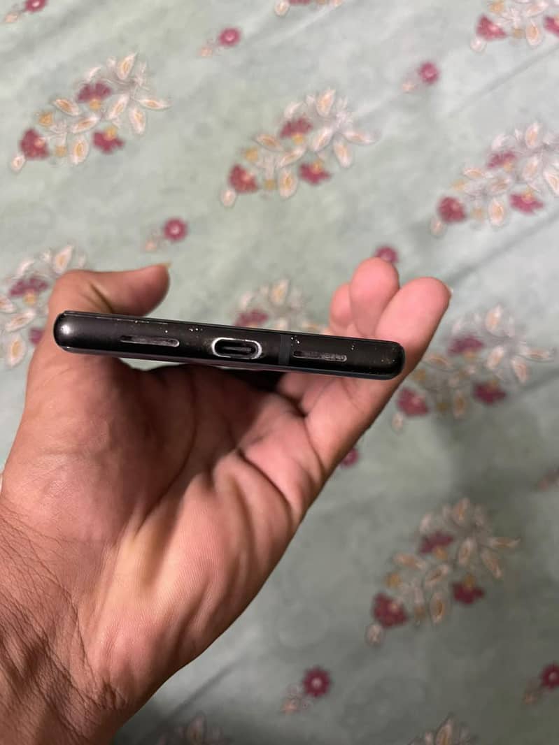 Google Pixel 6 5