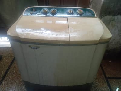 Boss washing machine / Dawlance fully Automatic machine Good condition