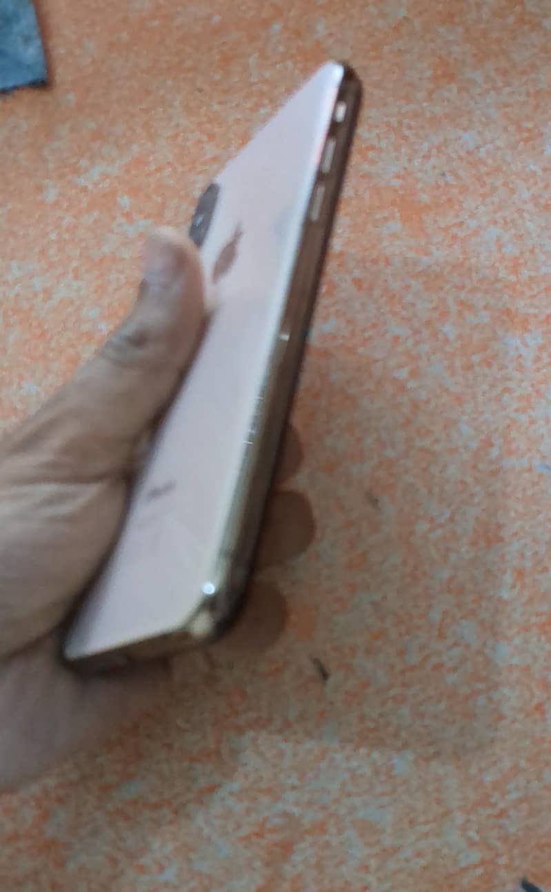 iphone XS back Camera 2