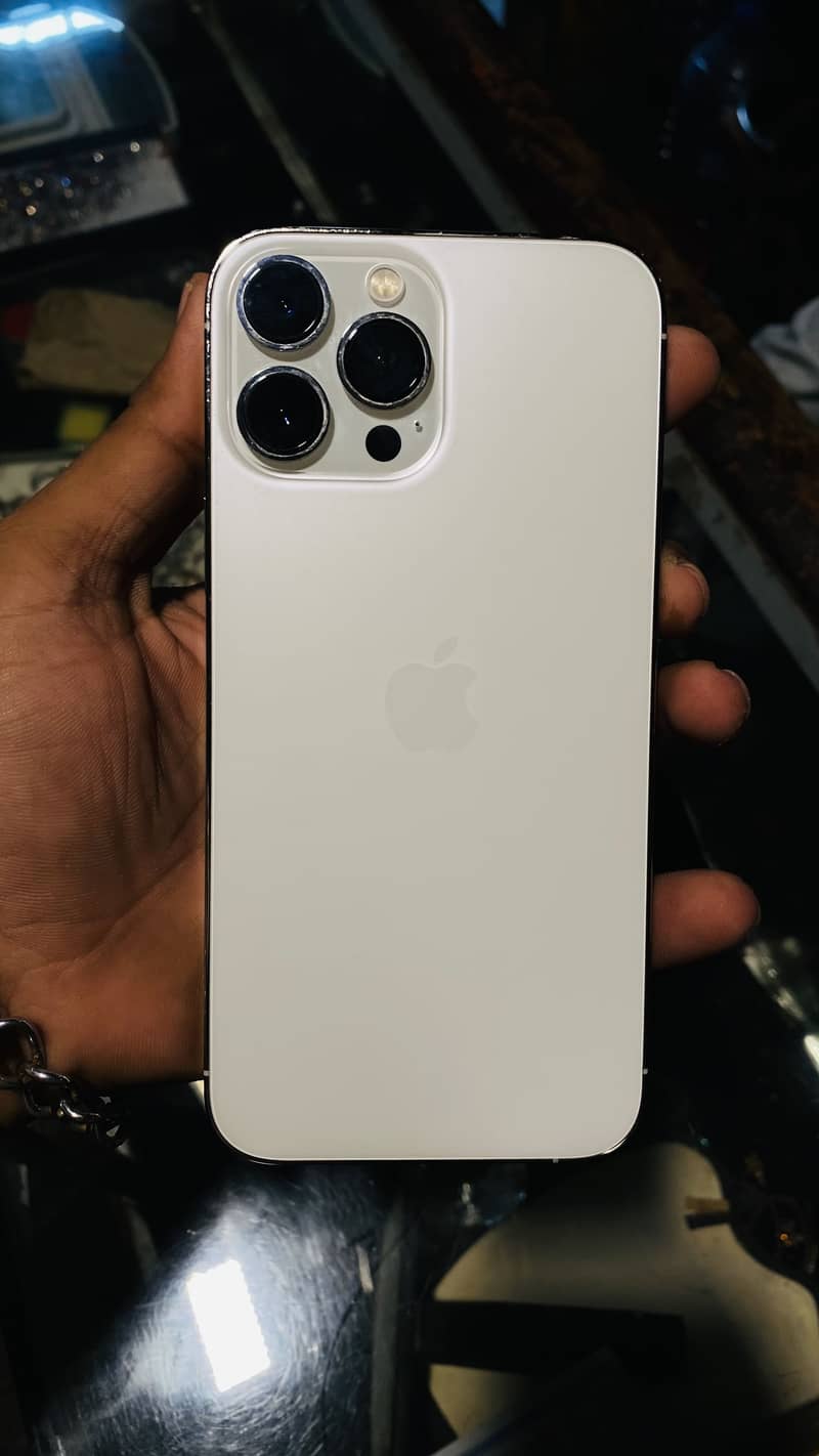 iPhone 13 Pro Max 5