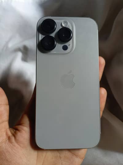 Apple iPhone 15 Pro