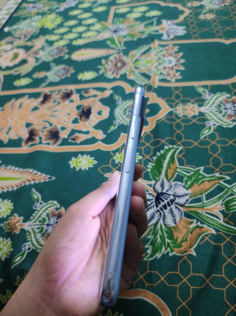 Google Pixel 8 Pro 2