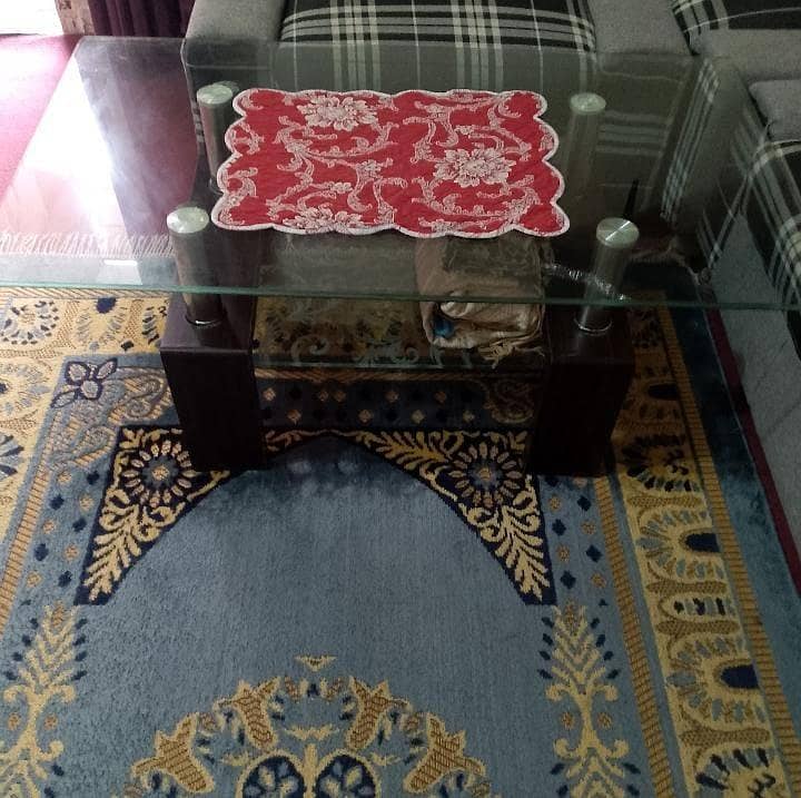 Sofa set with table 1