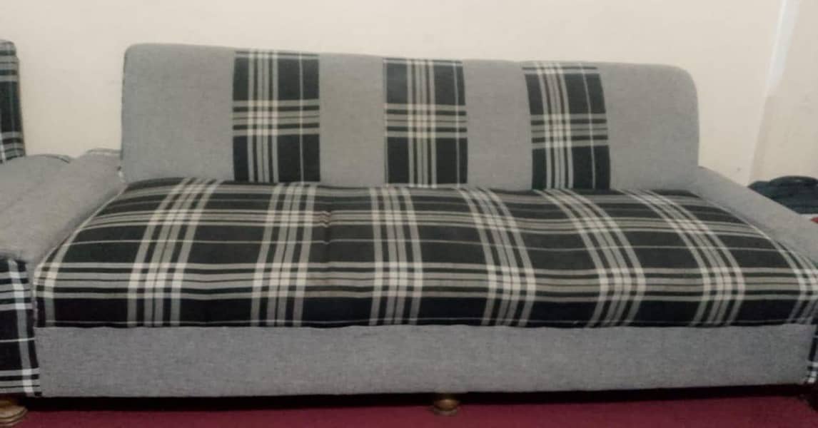 Sofa set with table 3