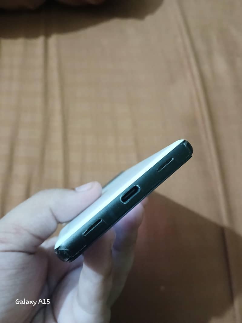Google Pixel 6a 4