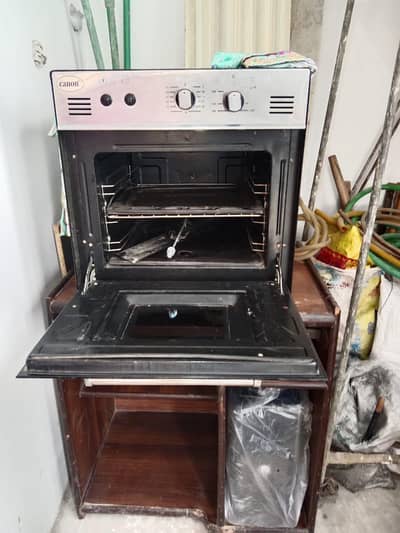 Baking oven