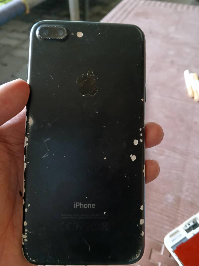 Apple iPhone 7 Plus 3
