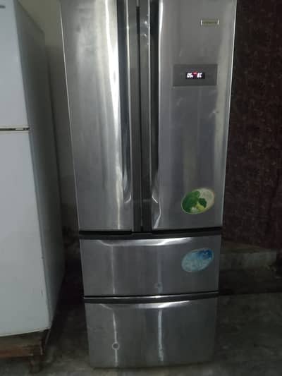 4 door 10/10 fridge+freezer with digital display and touch control