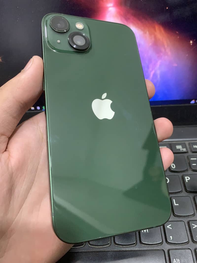 Apple iPhone 13 1
