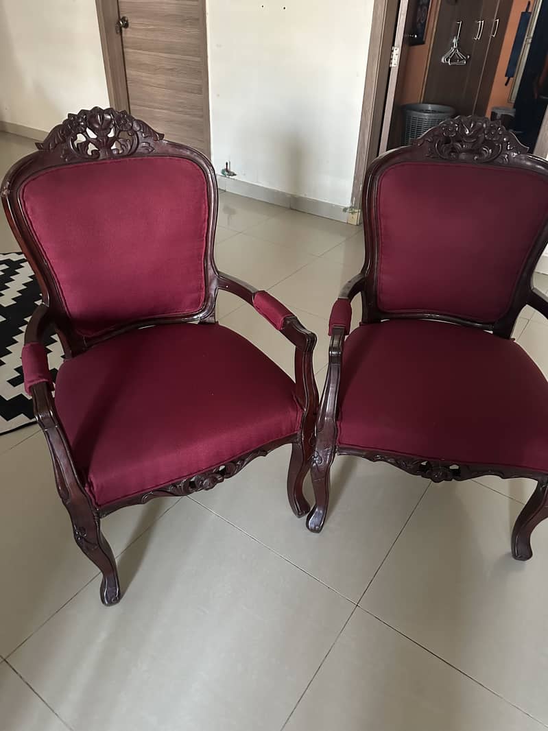 Chairs 0