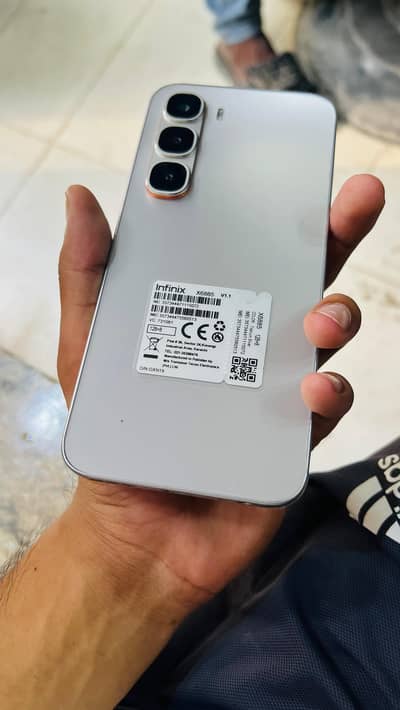 Infinix Hot 60 Pro