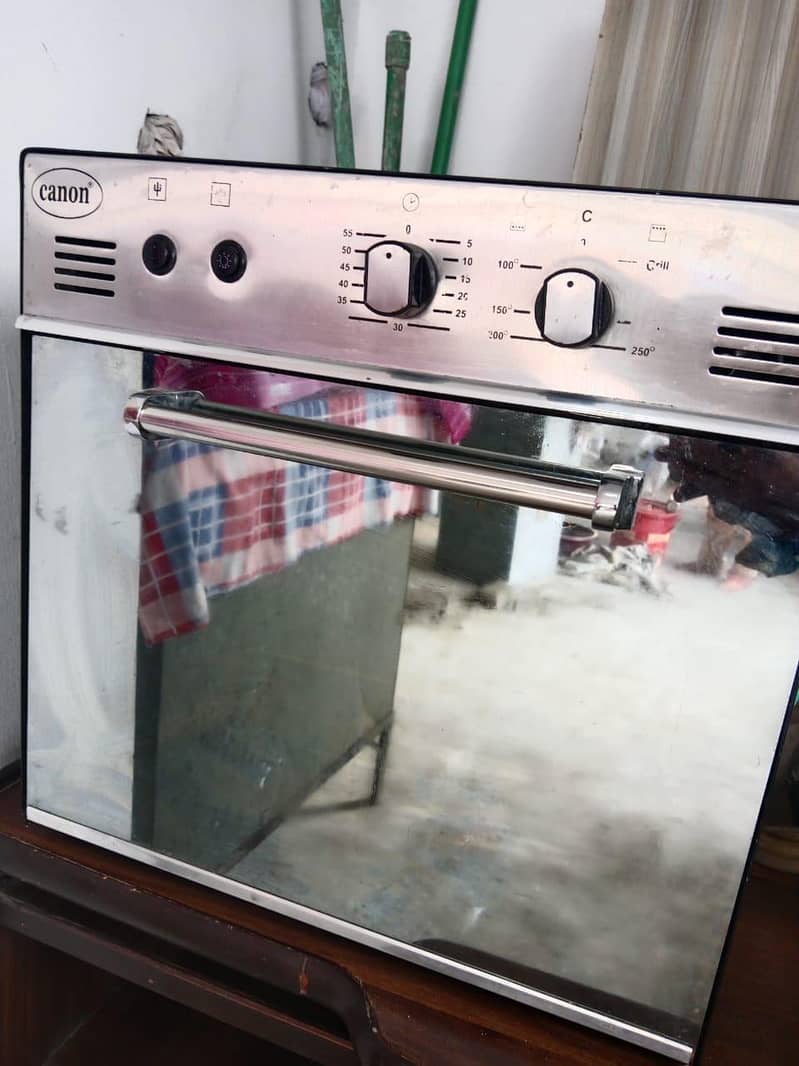 Baking oven 0