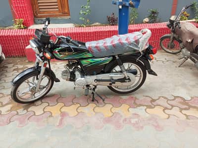 Union Star SE brand new condition 550km used only