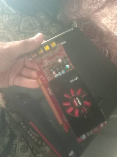2GB GDDR5 BEST FOR GAMING (AMD FIREPRO W4100)